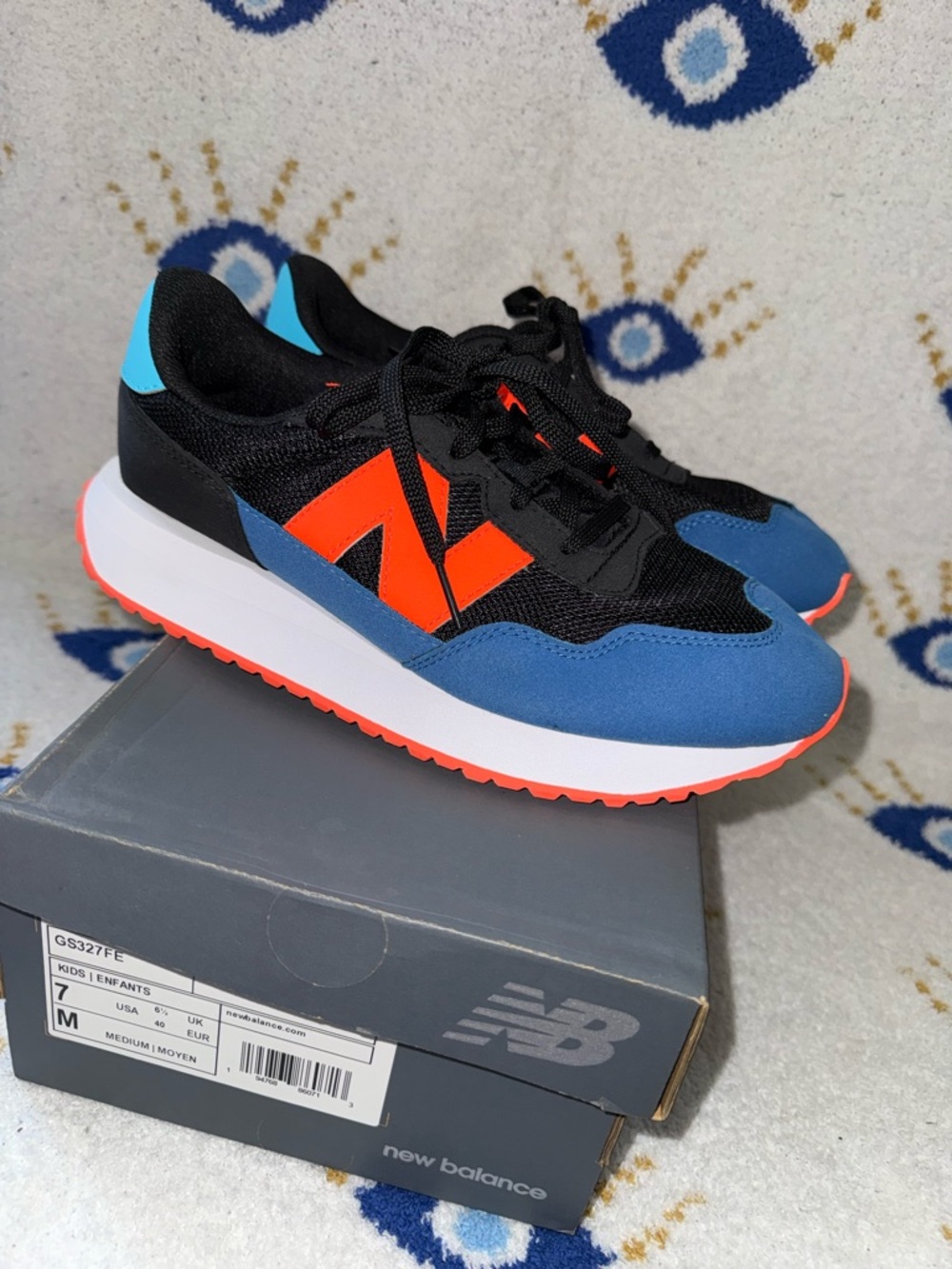 New Balance Black, Blue & Orange Casual Sneakers youth